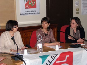 Al centro, Antonella Pini al lancio dell'iniziativa Al centro, Antonella Pini al lancio dell'iniziativa