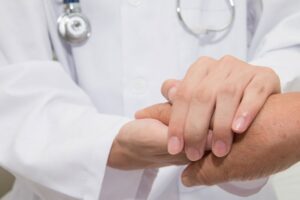 medico-paziente-720x0-c-default